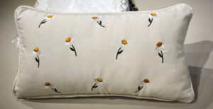 ALMOFADA BORDADA - FAZEMOS PERSONALIZADA