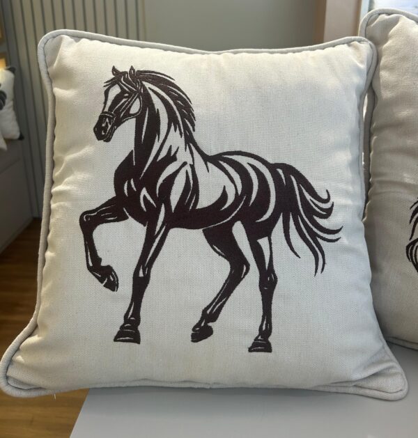 ace12884-8cb2-41ff-8237-e3d949759b32